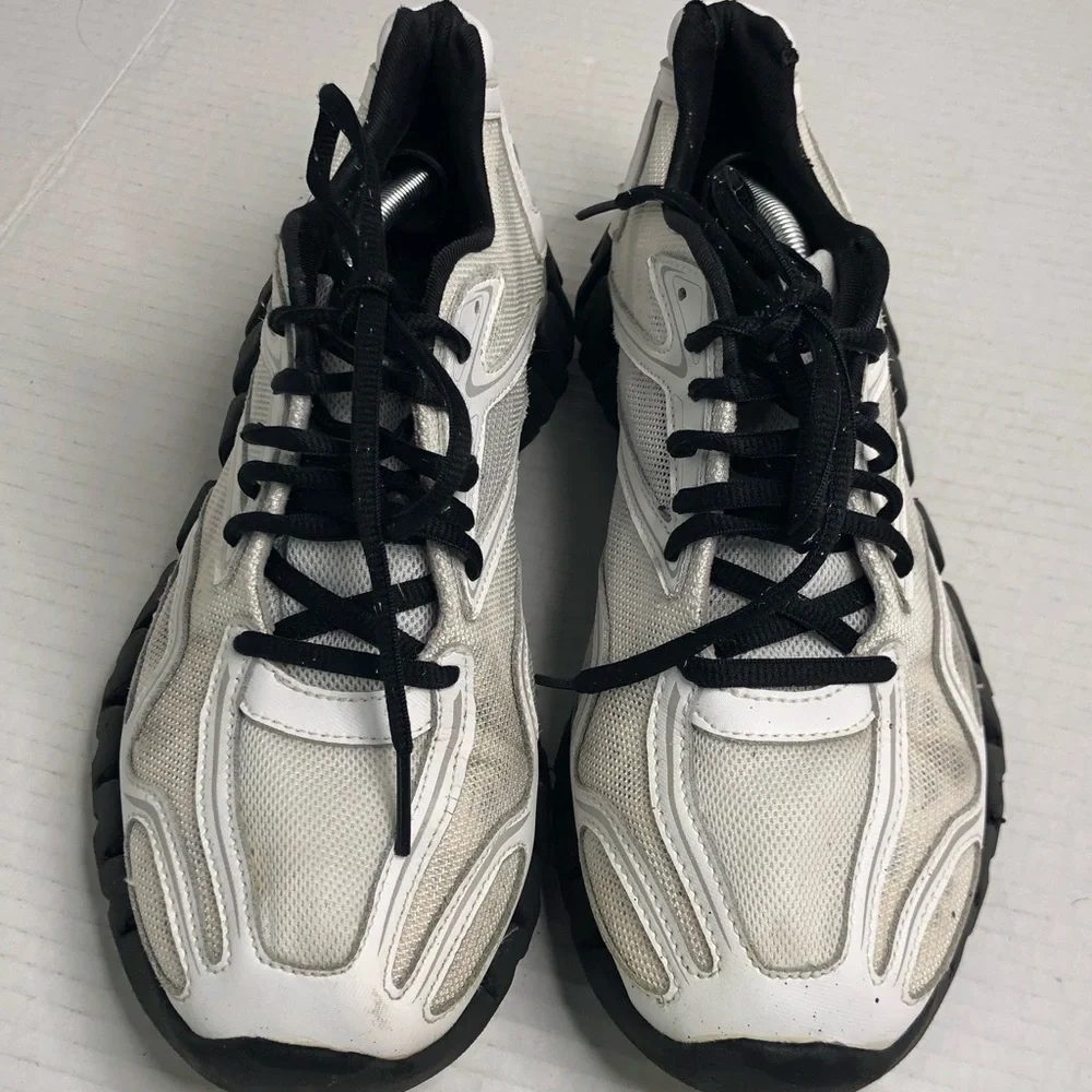 Reebok Sneakers Zig Tech Sonic Mens Size 6.5 White Black Athletic Shoes